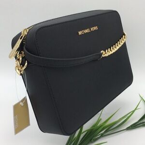 MICHAEL KORS JET SET ITEM LG EW CROSSBODY BLACK /GOLD